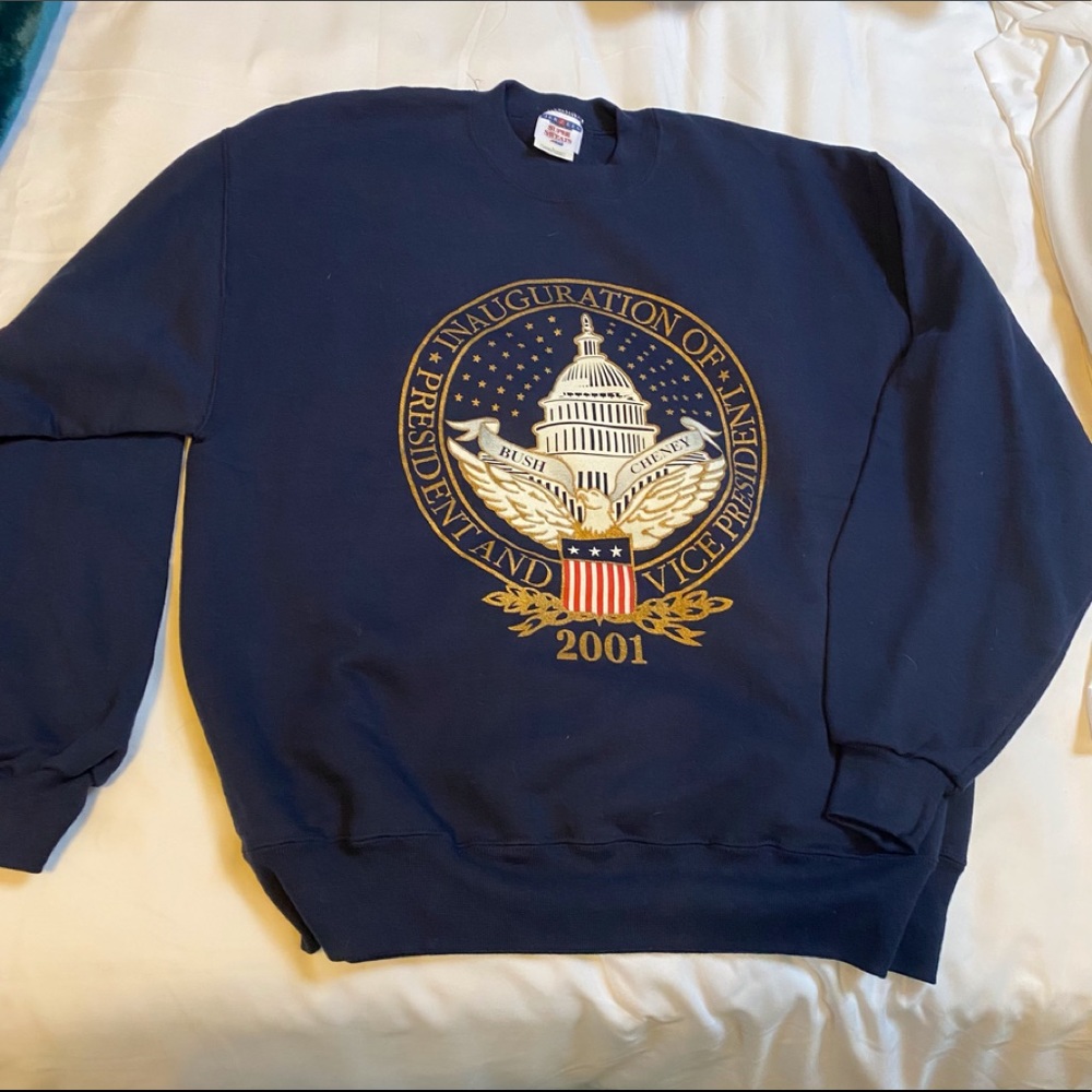 NWOT Authentic 2001 Inauguration sweatshirt .. blue- size Large